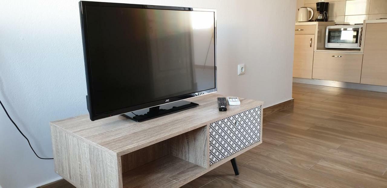 Ria's Deluxe Apartmán Faliraki
